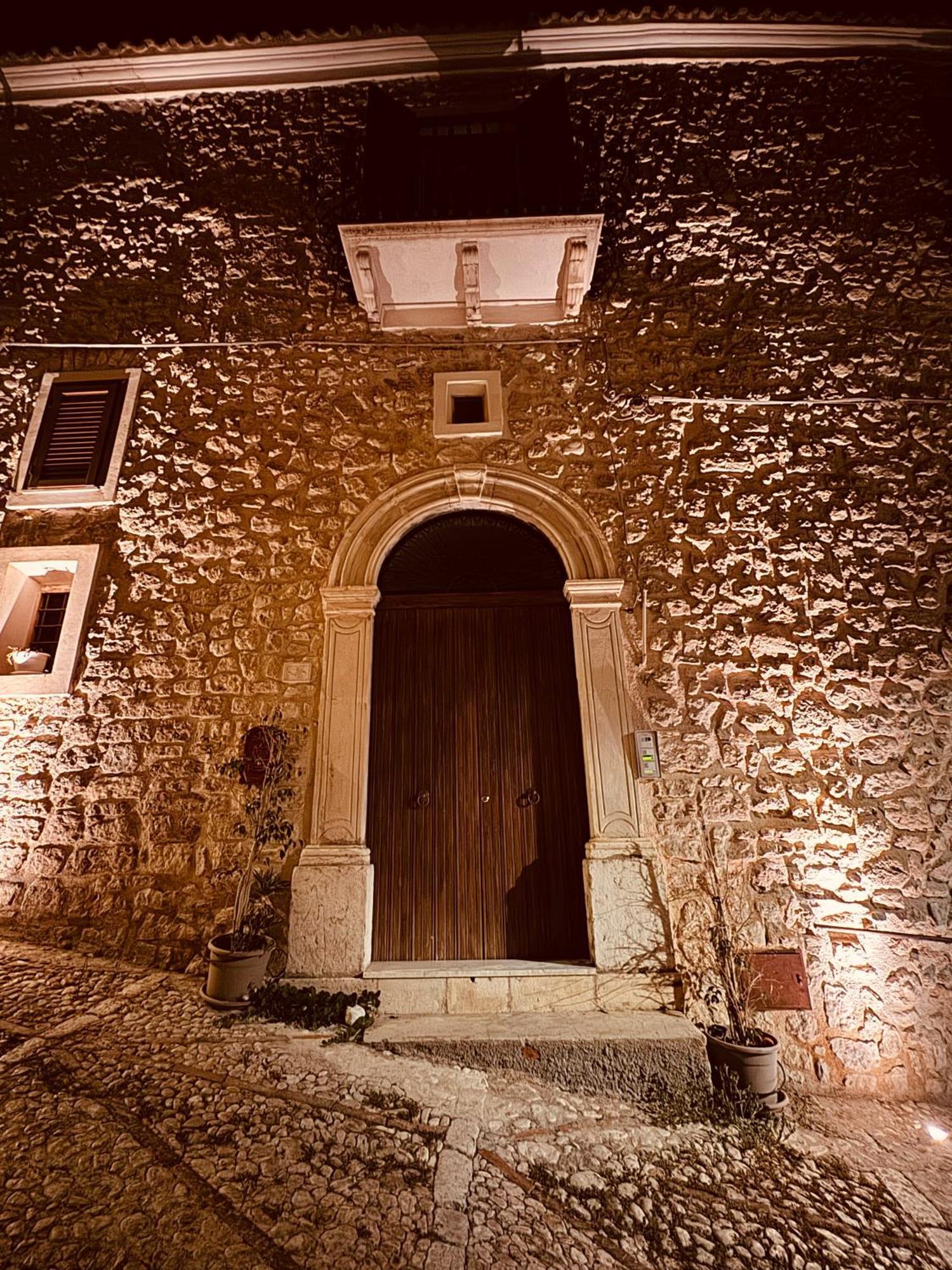 Le Camere Dell'Emiro Castronuovo di Sicilia Exterior foto